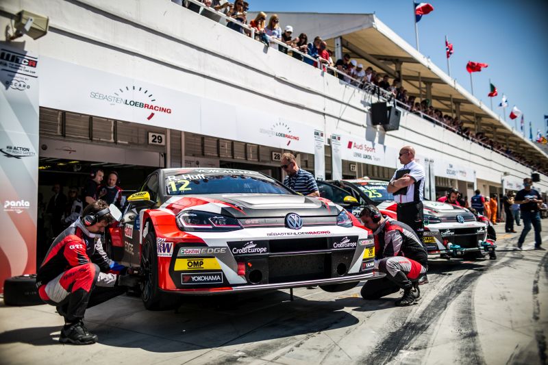 12 HUFF Rob (GBR), Sebastien Loeb Racing, Volkswagen Golf GTI TCR, ambiance during the 2018 FIA WTCR World Touring Car cup, Race of Hungary at hungaroring, Budapest from april 27 to 29 - Photo Thomas Fenetre / DPPI